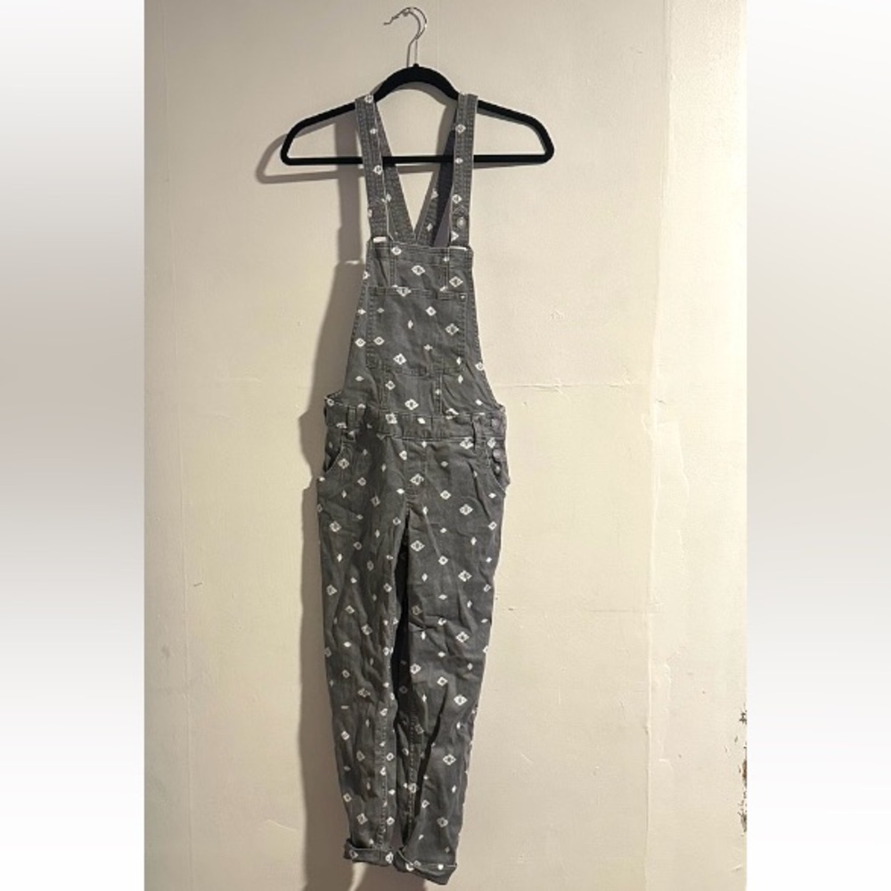 Hollister Stretch Jumper